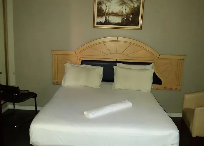 Legacy Guest Lodge